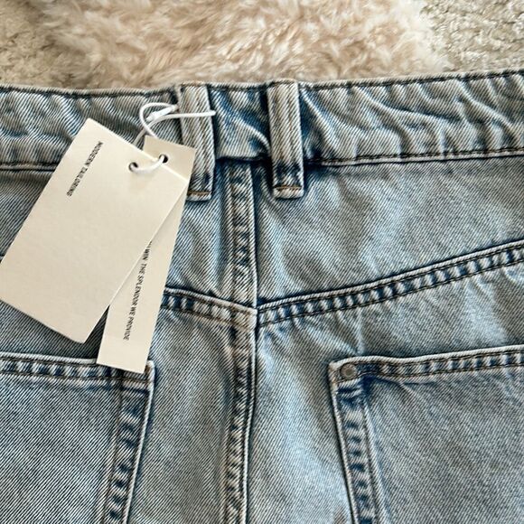 Y imoso Denim distressed Jean skirt, button up front, size 10, NWT - Picture 5 of 8